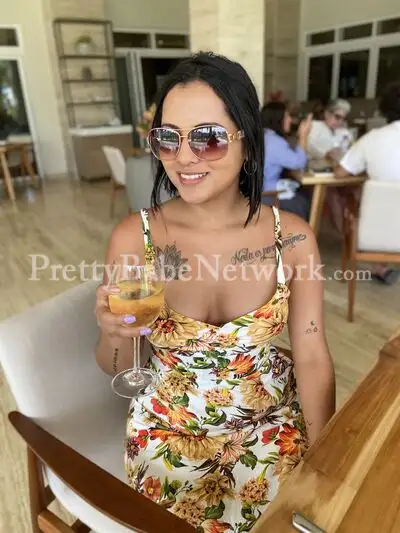 Indian Call Girl in Bristol Hotel, Gurgaon, Kajal Offers Satisfactory Escort Services Indian Call Girl in Bristol Hotel, Gurgaon, Kajal Offers Satisfactory Escort Services